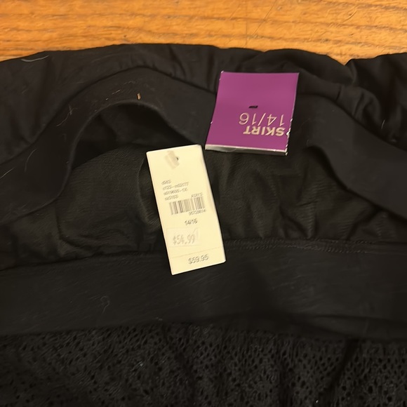 Brand New Peasant Skirt - Picture 2 of 2